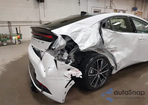 2024 Toyota Prius Limited Awd-E из США, поврежденный, VIN JTDADABU6R3024846